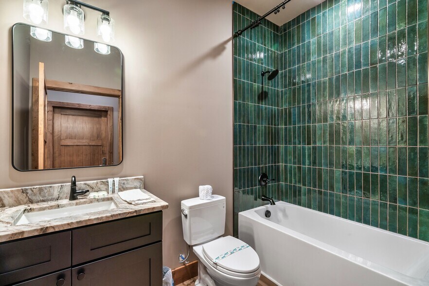 More Photos Of 514 New Venture Wy, Sevierville Hospitality For Sale