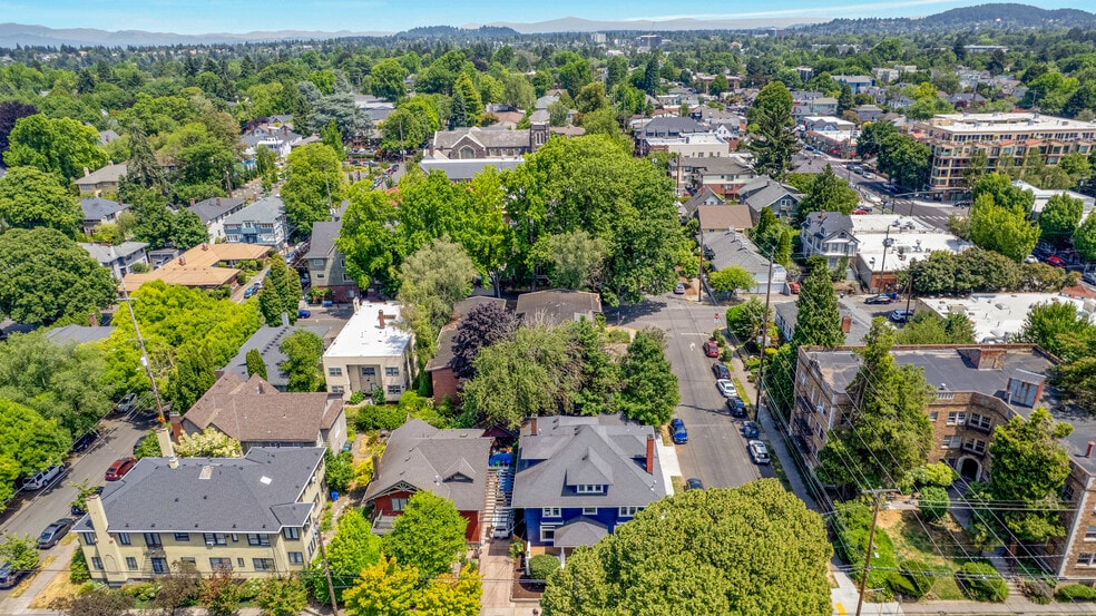 More Photos Of 1804 NE 14th Ave, Portland Apartments For Sale