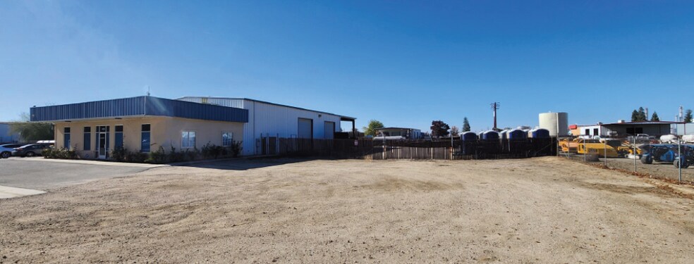 More Photos Of 9323 Enos Ln, Bakersfield Industrial For Lease