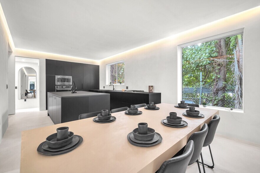 More Photos Of 120 NE 25th St, Miami Specialty For Sale