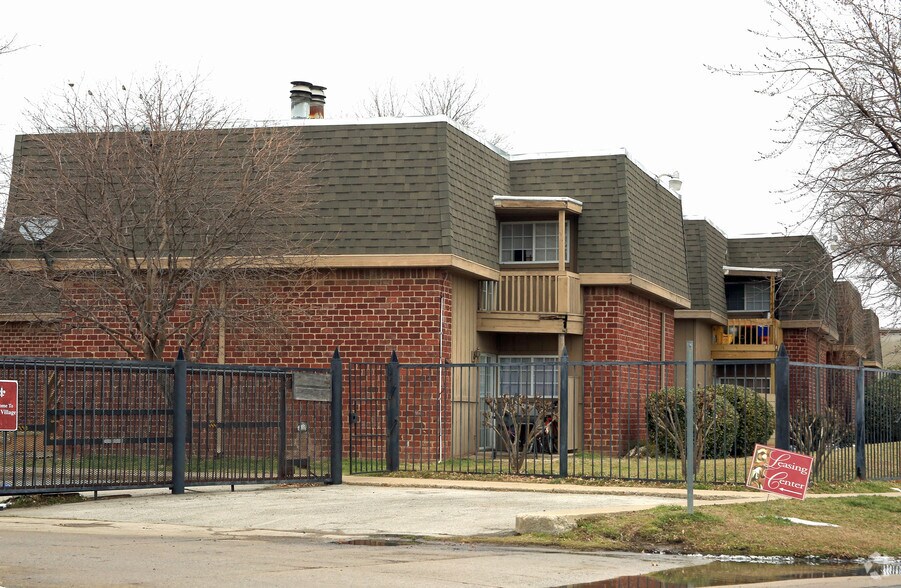 Primary Photo Of 3218 S 93rd East Ave, Tulsa Apartments For Sale