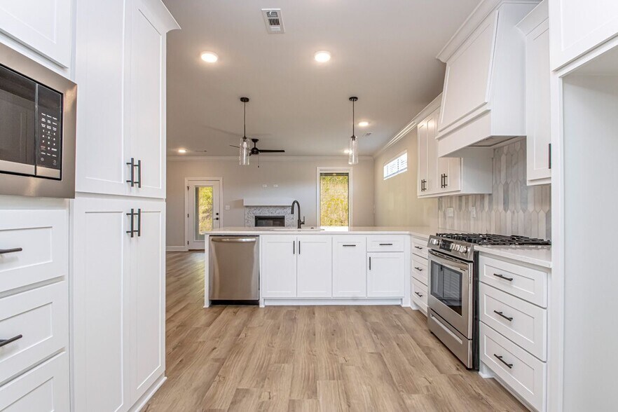 More Photos Of 206 Kanis Ridge Dr, Little Rock Multifamily For Sale