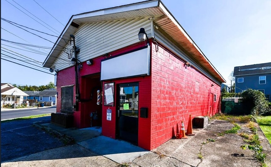 More Photos Of 5443 Addison Rd, Fairmount Heights Freestanding For Lease