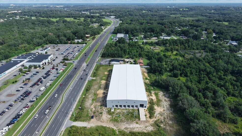 More Photos Of 2221 US-441, Fruitland Park Showroom For Sale