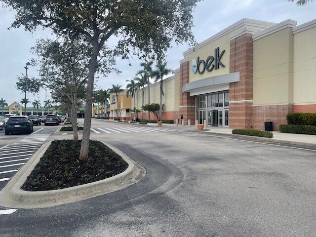 More Photos Of 2354 Surfside Blvd, Cape Coral Storefront For Sale
