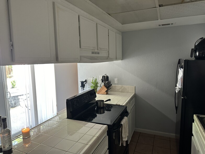 More Photos Of 3423-3425 Charleston Ct, Stockton Apartments For Sale