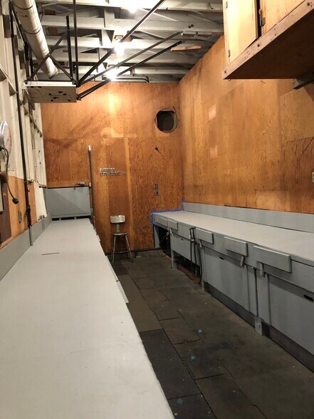 More Photos Of 9820 1/2 Belmont St, Bellflower Office For Lease