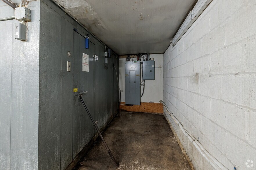 More Photos Of 310 Main St, Highland Falls Fast Food For Lease