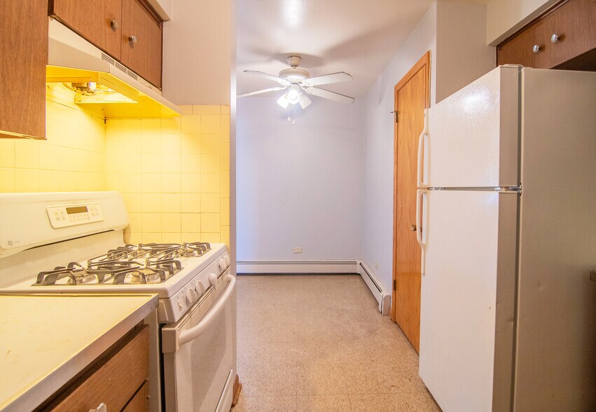 More Photos Of 14130-14132 S Atlantic Ave, Riverdale Multifamily For Sale