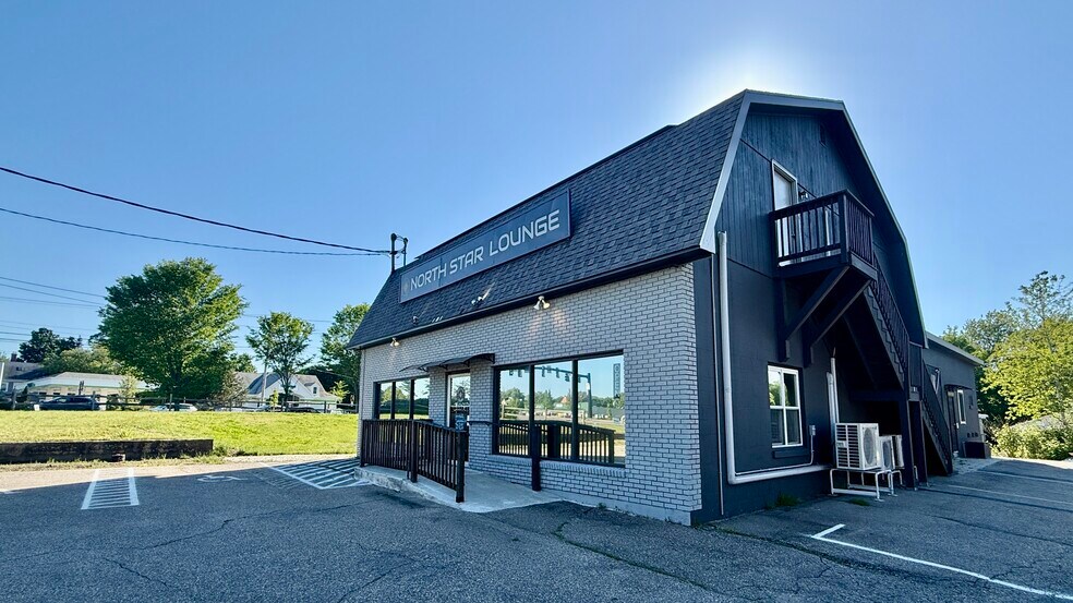 Primary Photo Of 1574 Post Rd, Wells Restaurant For Sale