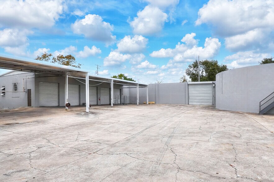 More Photos Of 1803 3rd St Sw, Winter Haven General Retail For Lease