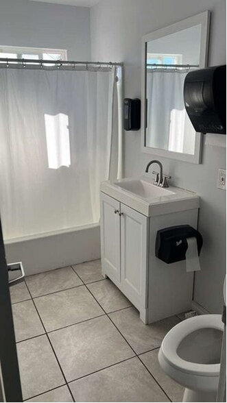 More Photos Of 3277 E St, San Diego Loft Creative Space For Lease