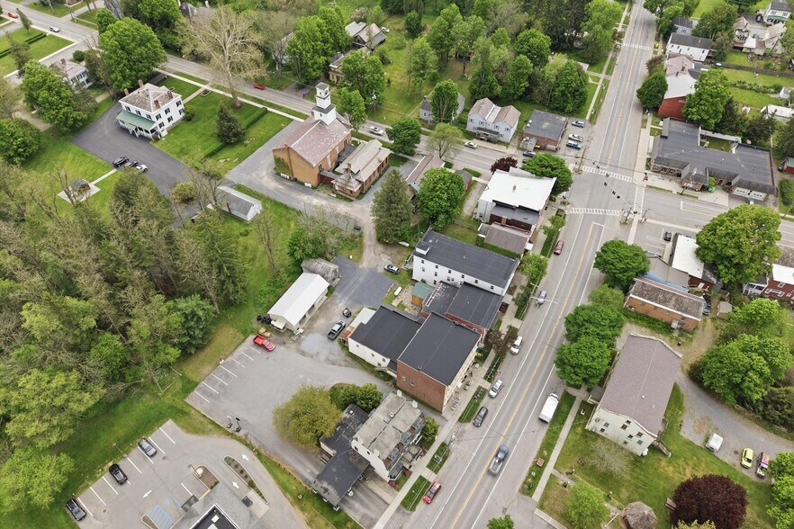 More Photos Of 198 N Main St, Salem Storefront Retail Residential For Sale