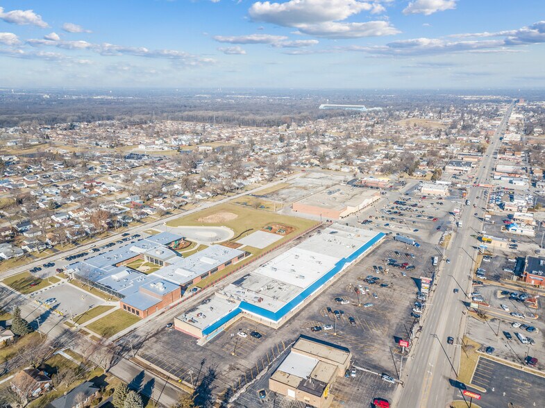 More Photos Of 3300-3332 Chicago Rd, South Chicago Heights Unknown For Lease