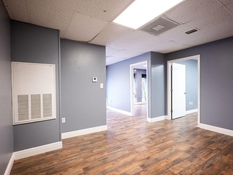 More Photos Of 1200 N Central Ave, Kissimmee Office For Lease