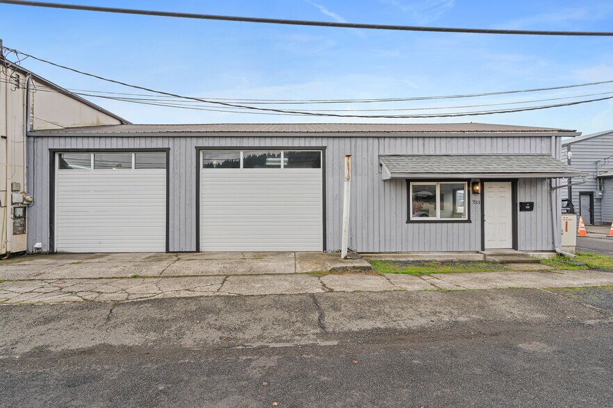 More Photos Of 733 NW State Ave, Chehalis Office Residential For Sale