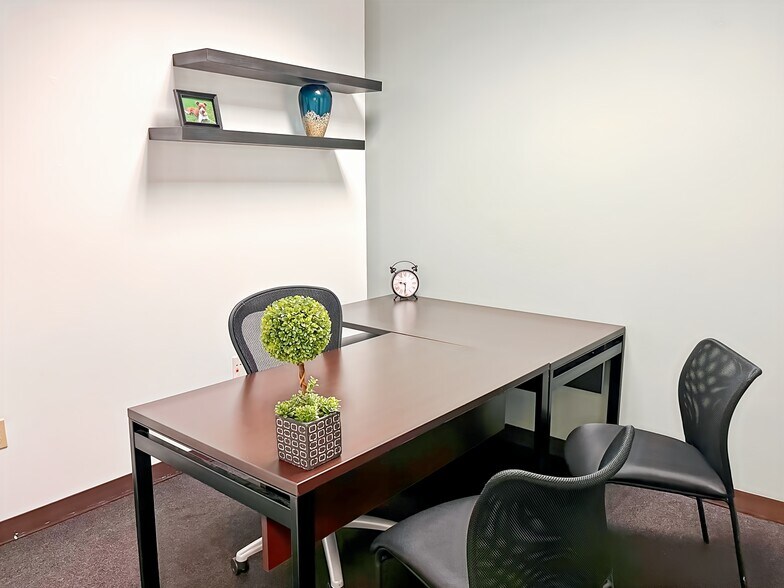 More Photos Of 15 Constitution Dr, Bedford Coworking Space