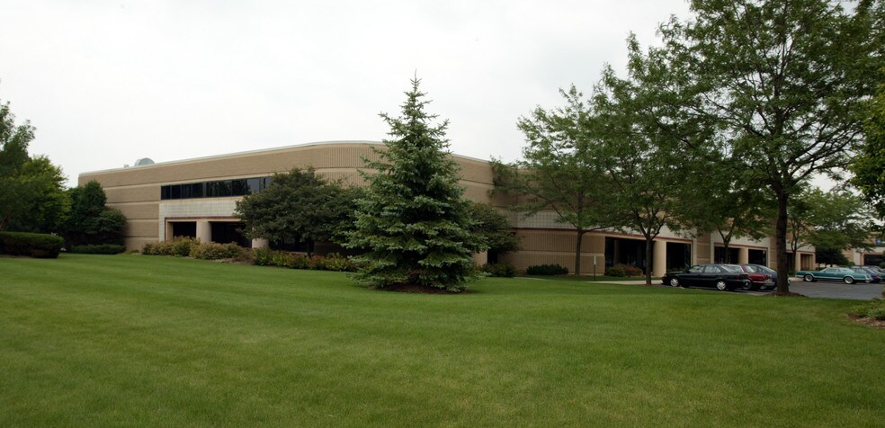 More Photos Of 6601-6671 W Mill Rd, Milwaukee Unknown For Lease