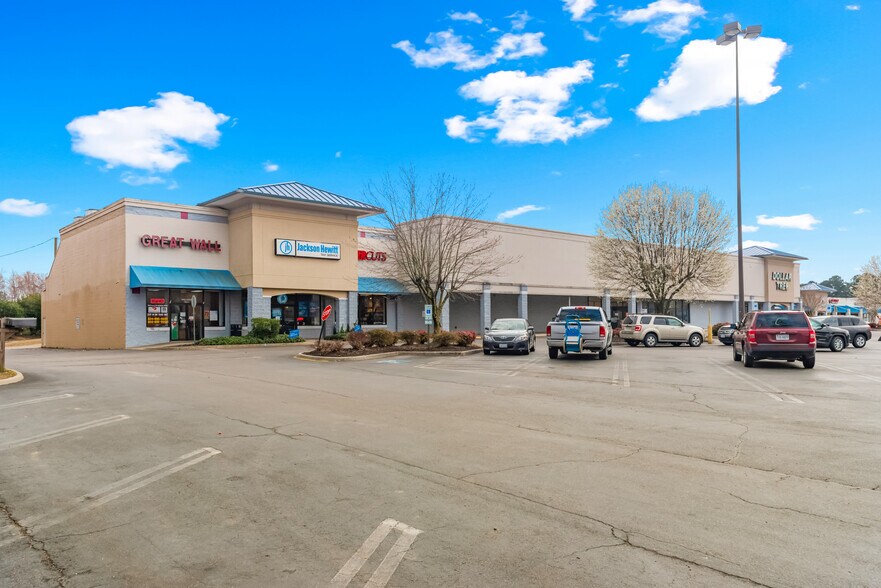 More Photos Of 6533-6585 Market Dr, Gloucester Unknown For Lease