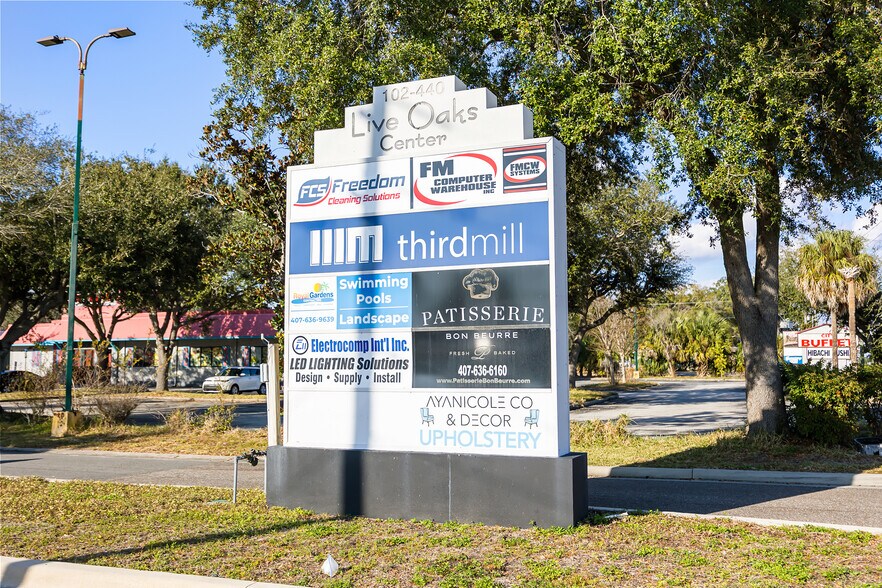 More Photos Of 102-440 Live Oaks Blvd, Casselberry Industrial For Lease