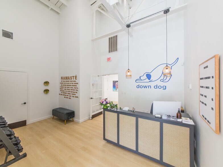 More Photos Of 51 Sweeten Creek Rd, Asheville Freestanding For Lease