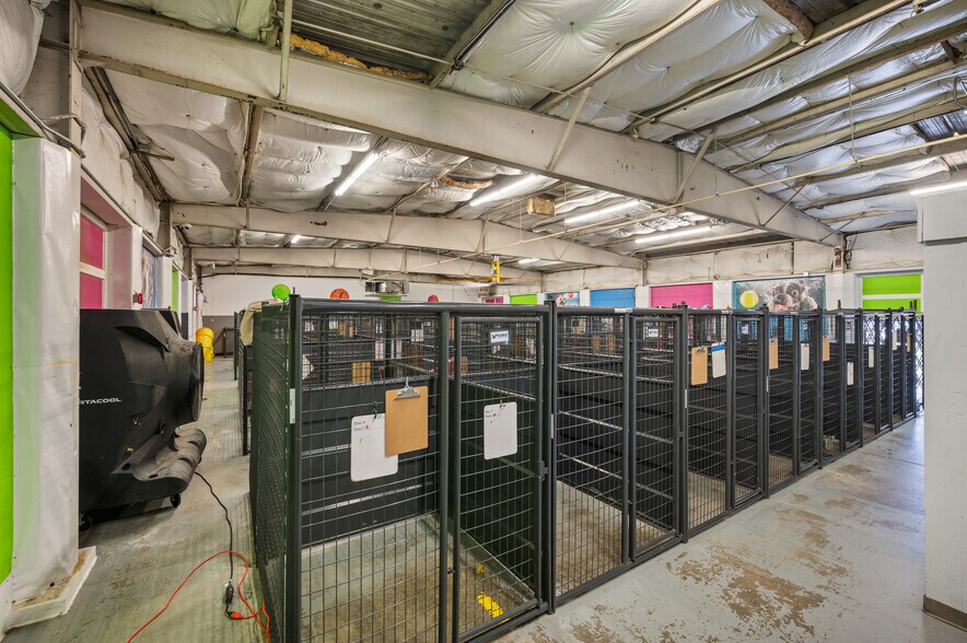 More Photos Of 12-28 McCandless Ave, Pittsburgh Light Distribution For Lease