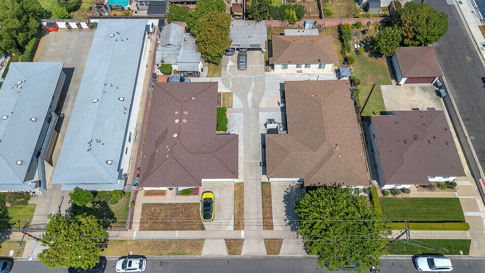 Primary Photo Of 15914-15920 S Harvard Blvd, Gardena Apartments For Sale