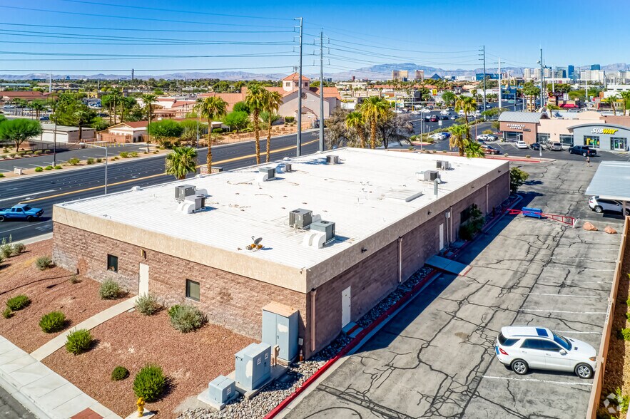 More Photos Of 2470 E Flamingo Rd, Las Vegas Medical For Lease