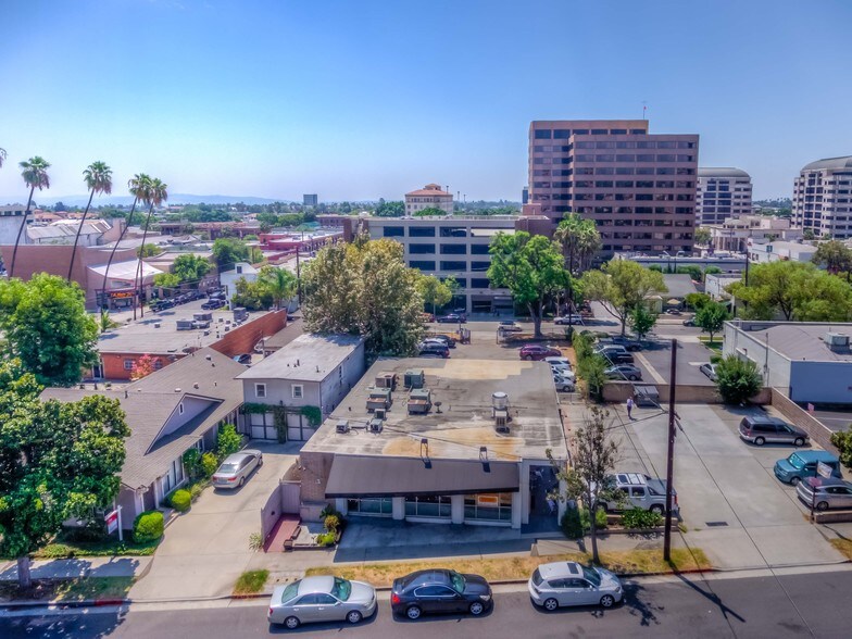 More Photos Of 910-914 E Union St, Pasadena Storefront Retail Office For Lease