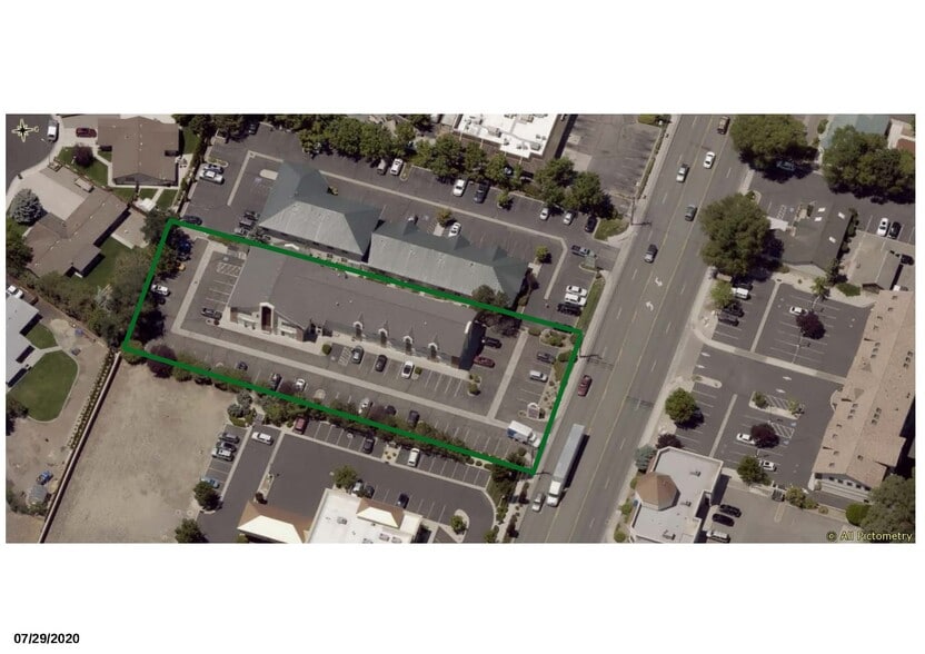More Photos Of 1662 US Highway 395 N, Minden Storefront Retail Office For Lease