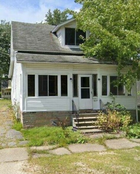 Primary Photo Of 3116 W 86th St, Cleveland Specialty For Sale