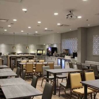 More Photos Of 123 S Lincoln Ave, Monterey Park Hotel For Lease