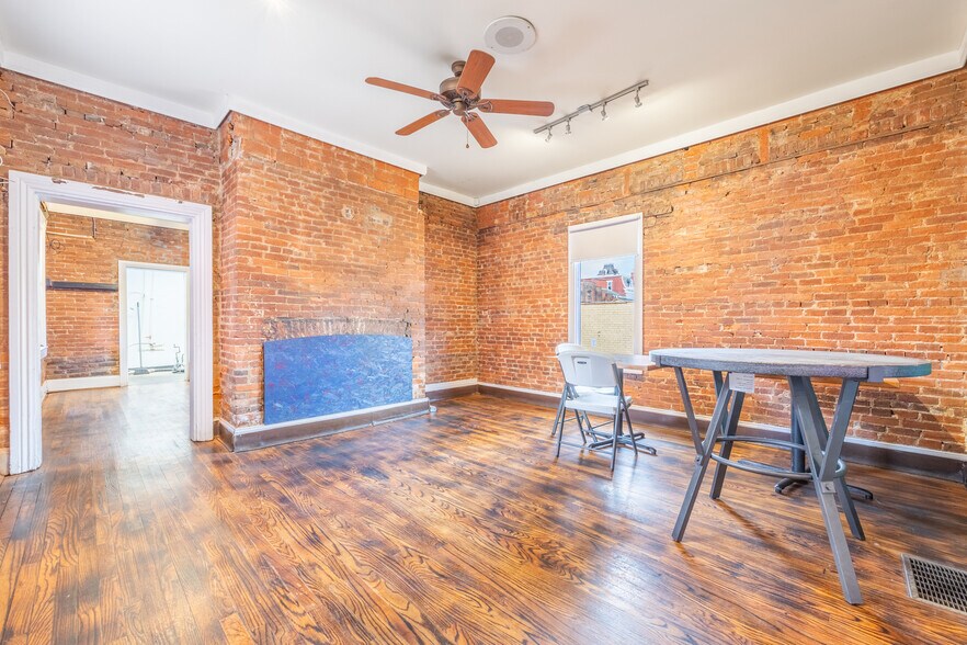 More Photos Of 336 Monmouth St, Newport Restaurant For Sale