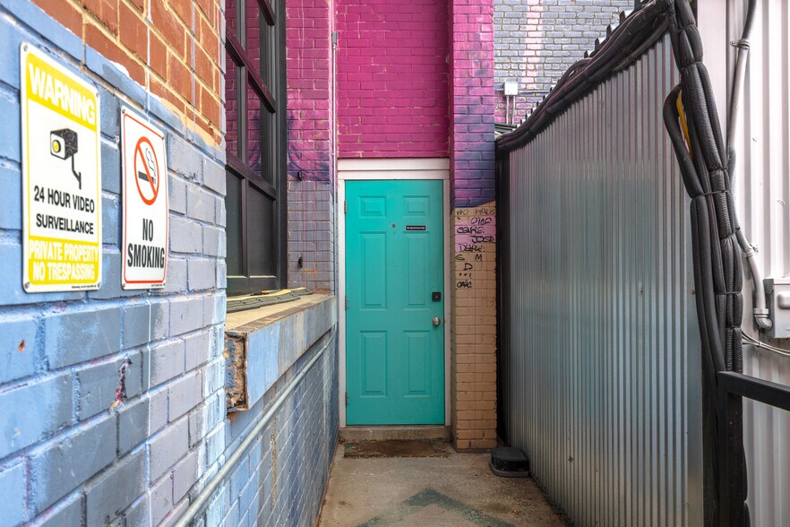 More Photos Of 2614 W Cary St, Richmond Freestanding For Sale