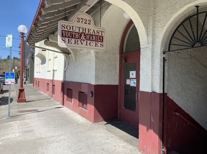 More Photos Of 3722 S Hudson St, Seattle Medical For Sale