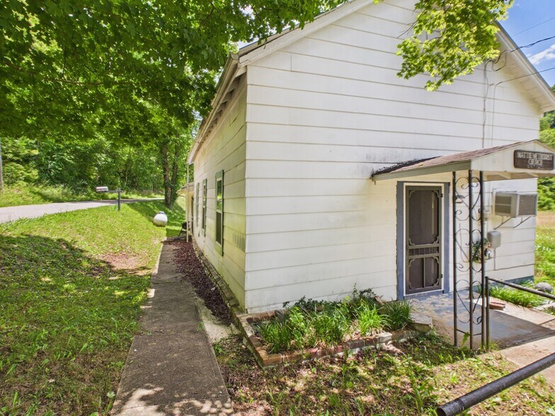 More Photos Of 2071 Mattie Rd, Louisa Religious Facility For Sale