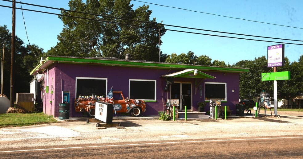 Primary Photo Of 15745 TX-204, Cushing Specialty For Sale