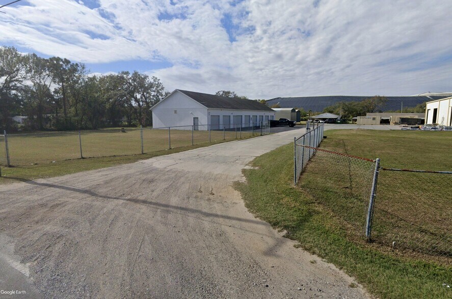More Photos Of 6901 S 78th St, Riverview Industrial For Sale