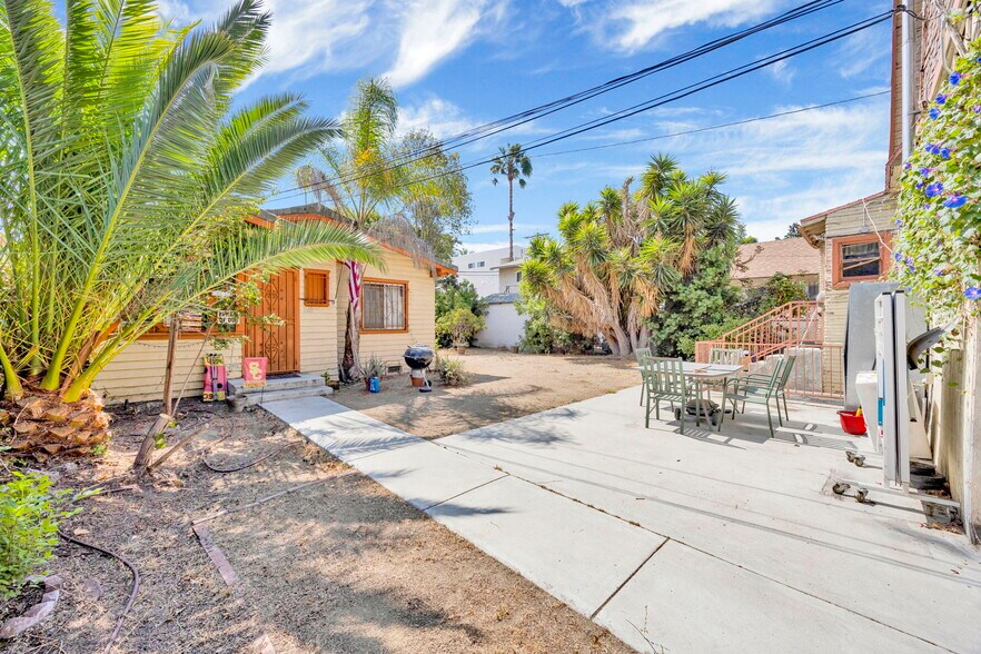 More Photos Of 1166 W 39th Pl, Los Angeles Apartments For Sale