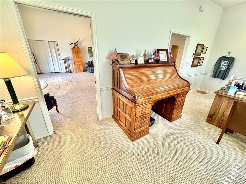 More Photos Of 2605 Bayview St, Sebring General Retail For Sale