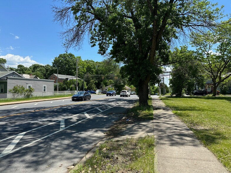 More Photos Of 147 South St, Glens Falls Land For Sale
