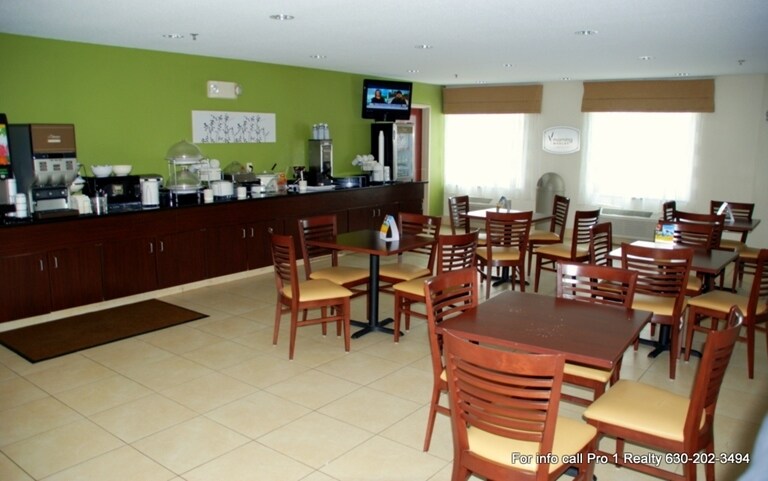 More Photos Of 3920 Hospitality Ln, Decatur Hotel For Sale