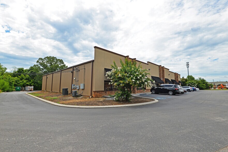 More Photos Of 2180 Stein Dr, Chattanooga Warehouse For Sale