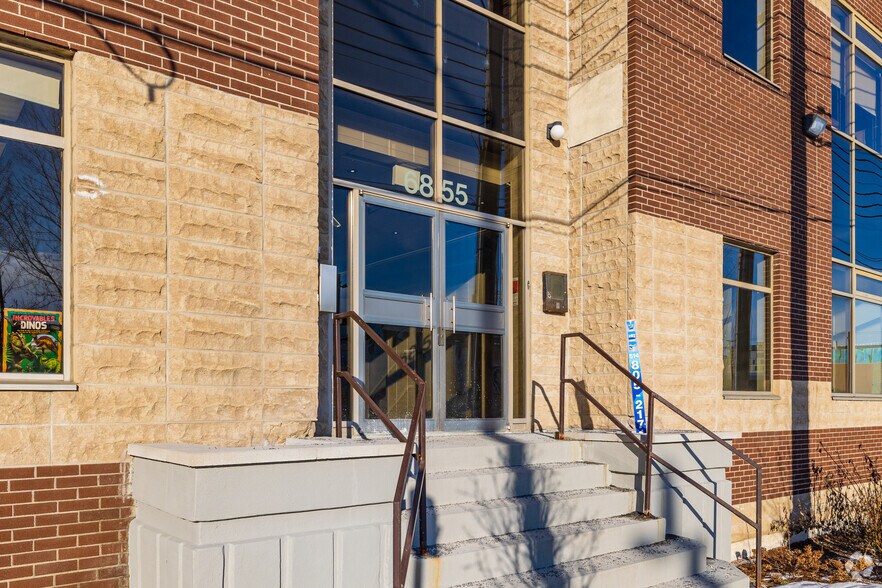 More Photos Of 6855 Av De L'épée, Montréal Office For Lease