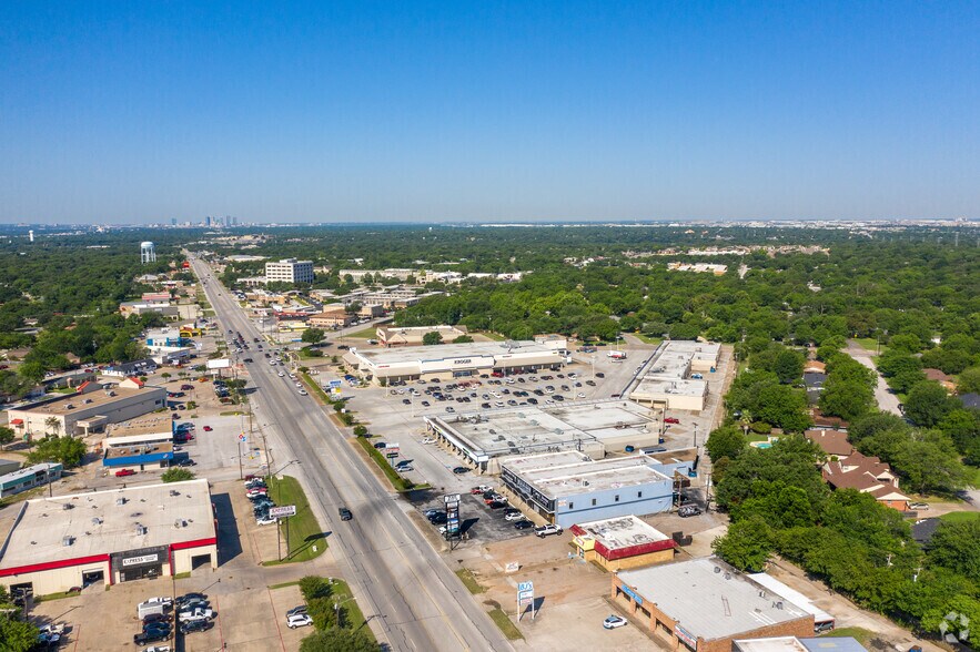 More Photos Of 7305 Boulevard 26, North Richland Hills Storefront Retail Office For Lease