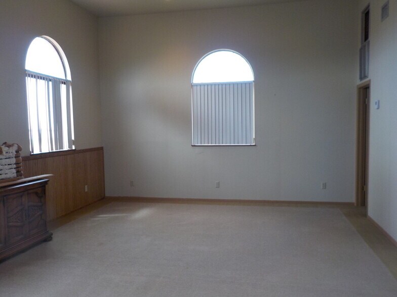 More Photos Of 13785 FM 3067, La Feria Loft Creative Space For Lease