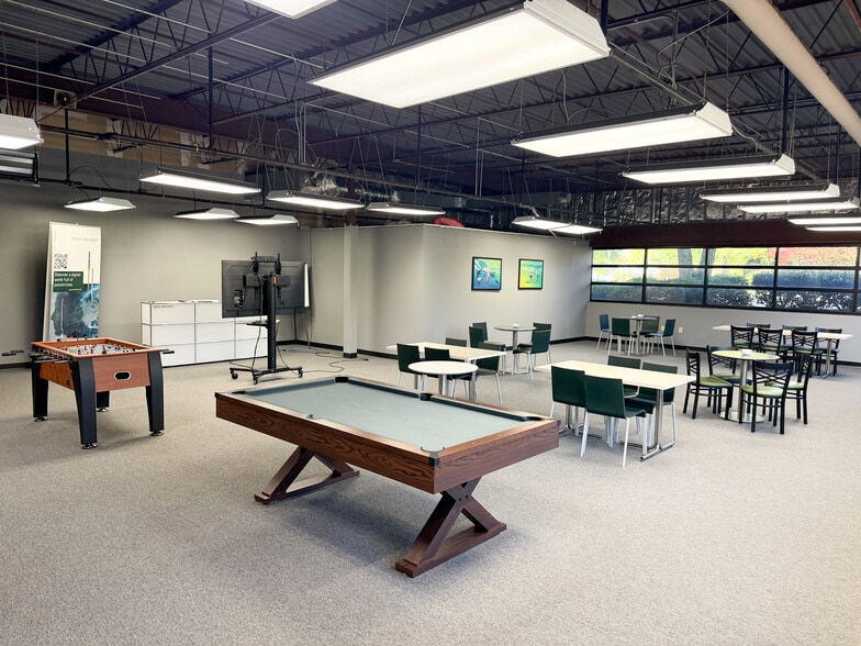 More Photos Of 3480 Lakemont Blvd, Fort Mill Light Distribution For Sale