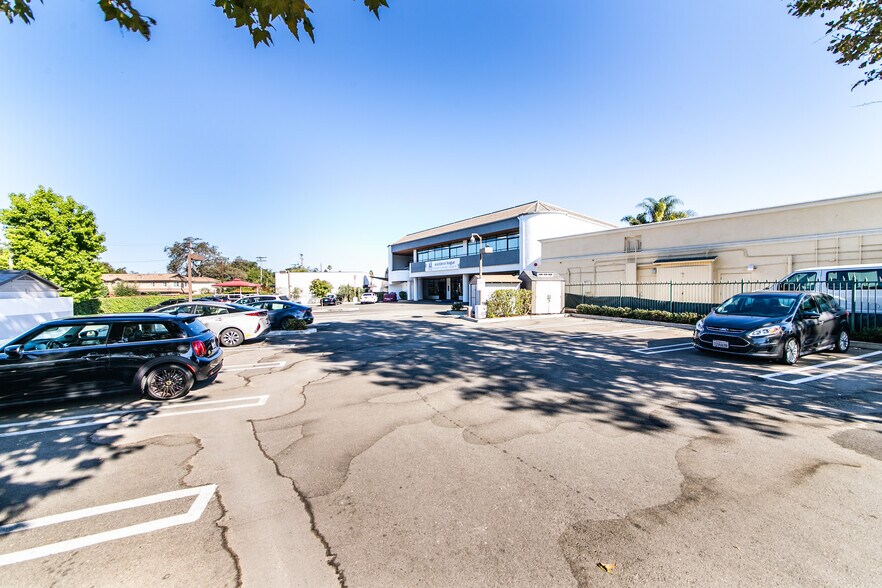 More Photos Of 2860 E Thousand Oaks Blvd, Thousand Oaks Office For Lease