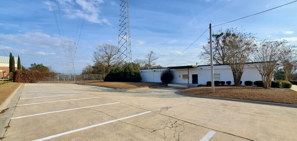 More Photos Of 4890 Raley Rd, Macon-Bibb Medical For Sale