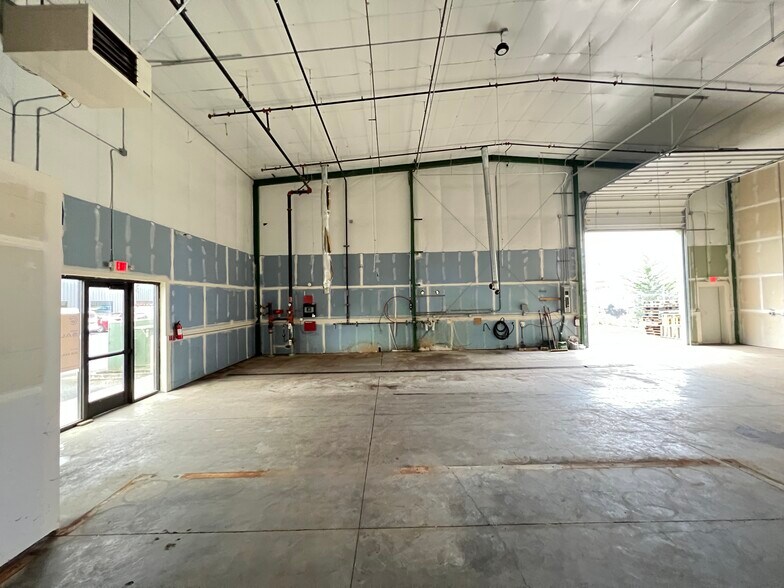 More Photos Of 421 C St, Washougal Warehouse For Sale